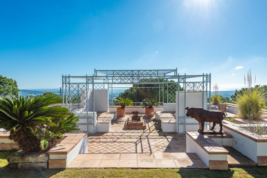 Detached Villa Sotogrande Cádiz - image 40