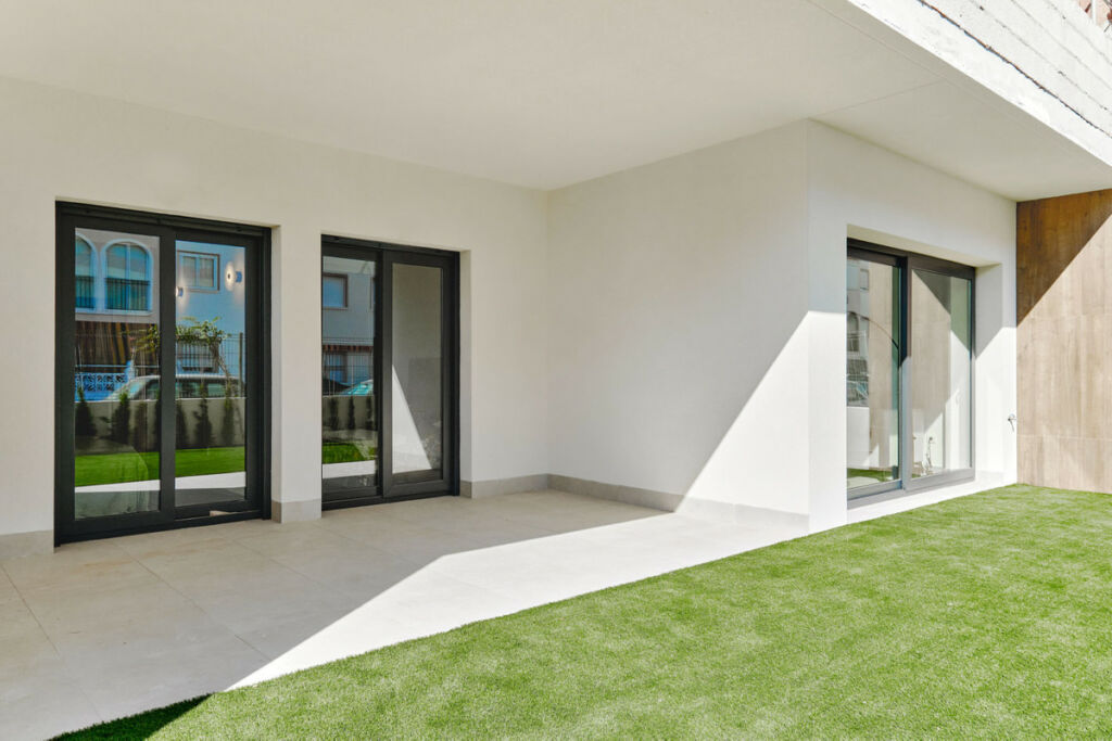 Ground Floor Apartment Torrevieja Alicante - image 40