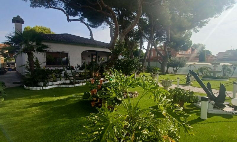 Detached Villa Orihuela Costa Alicante - image 40