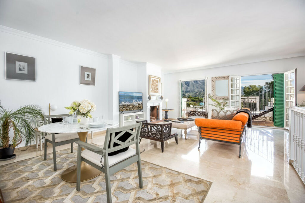 Townhouse Aloha Málaga - image 40
