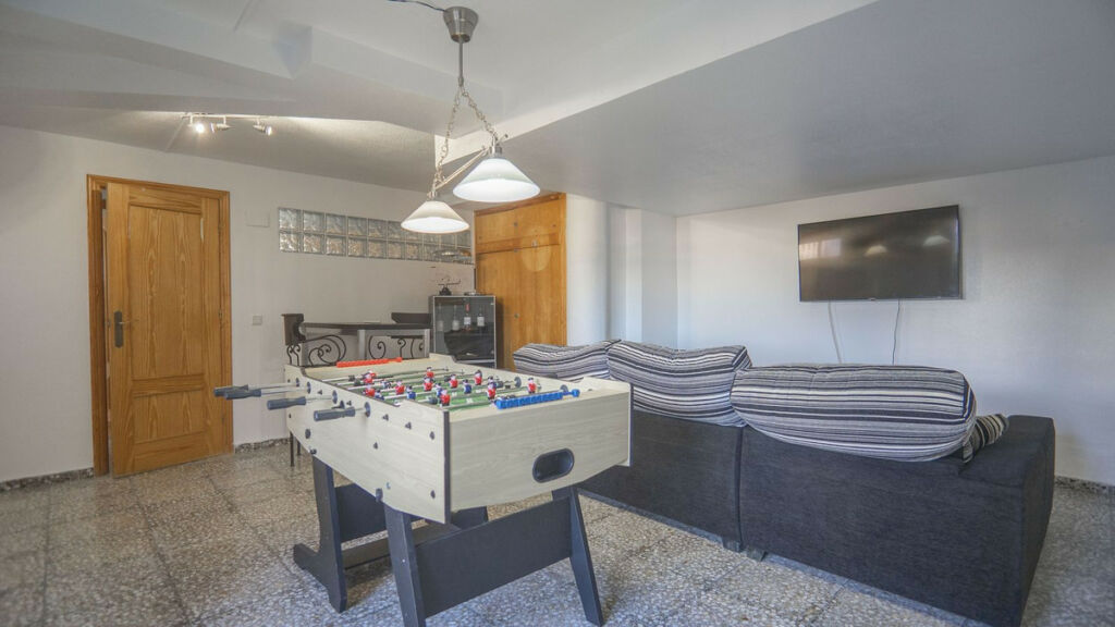 Detached Villa Villamartin Alicante - image 40
