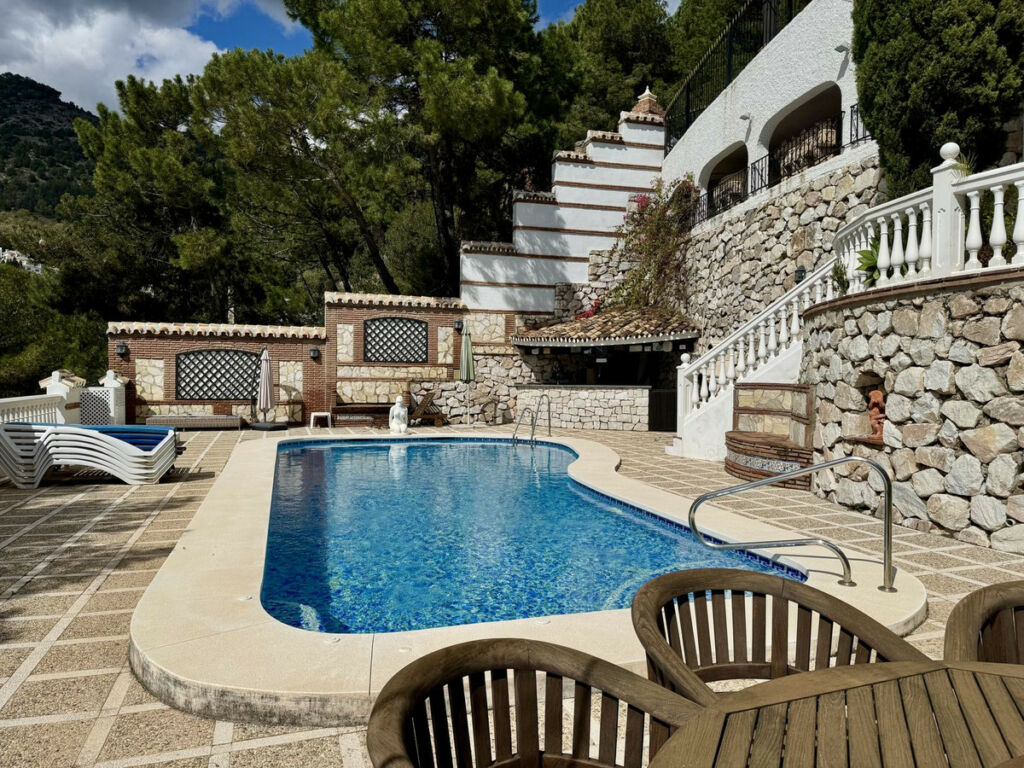 Detached Villa Mijas Málaga - image 41