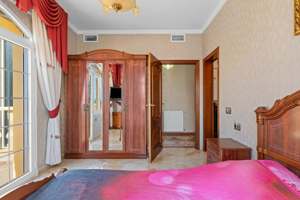 Detached Villa Playa Flamenca Alicante - image 41