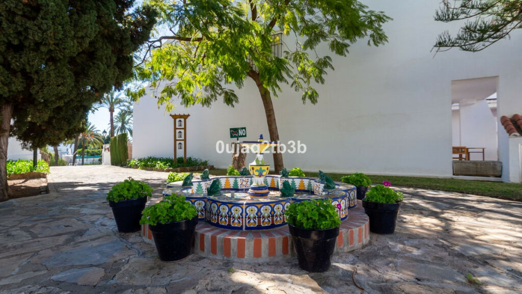 Duplex Nueva Andalucía Málaga - image 41