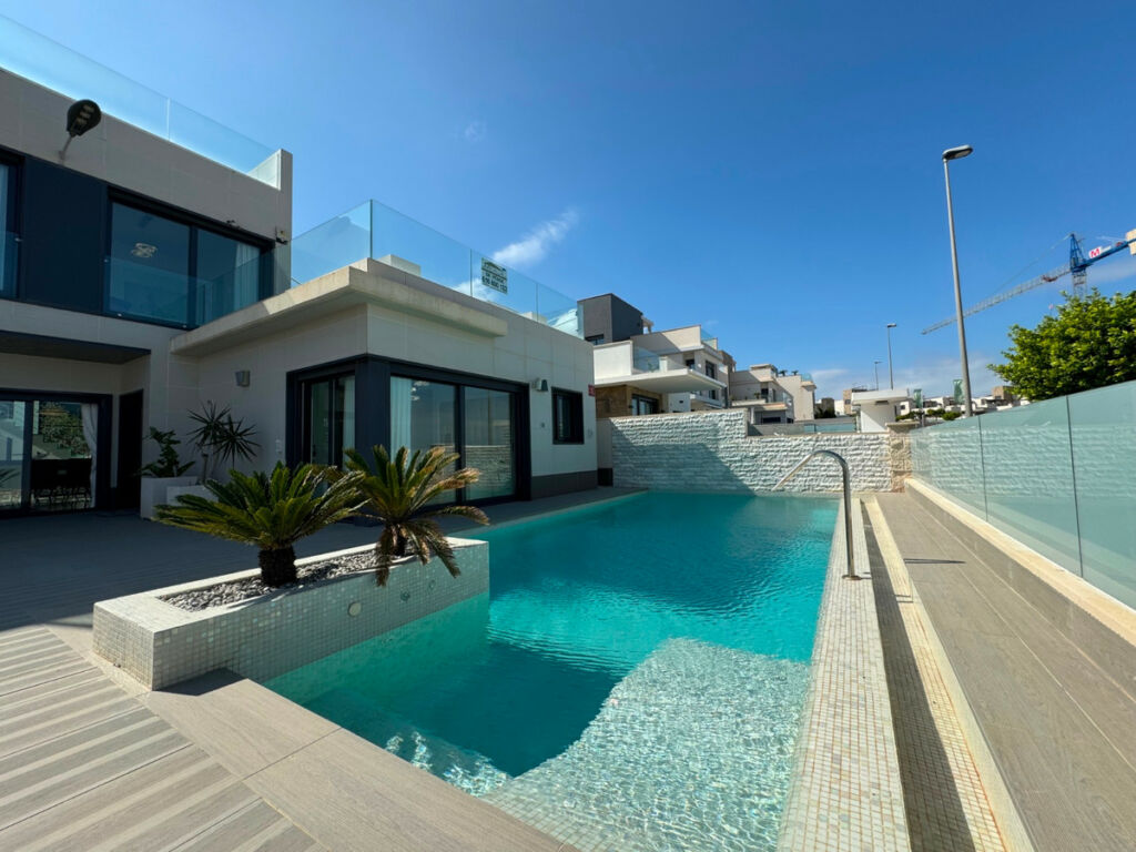 Detached Villa San Miguel de Salinas Alicante - image 41