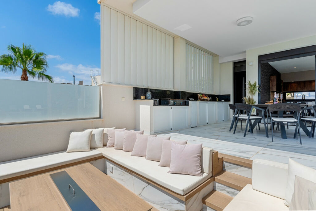 Detached Villa Las Colinas Golf Alicante - image 42