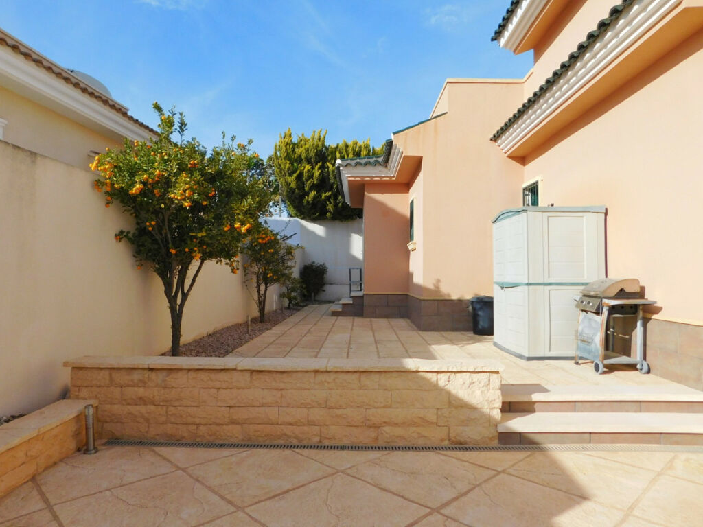 Detached Villa Ciudad Quesada Alicante - image 42