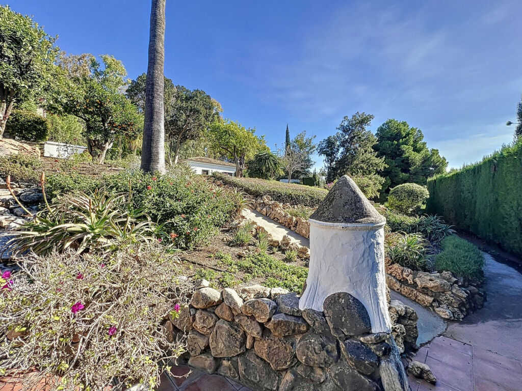 Detached Villa Mijas Málaga - image 42