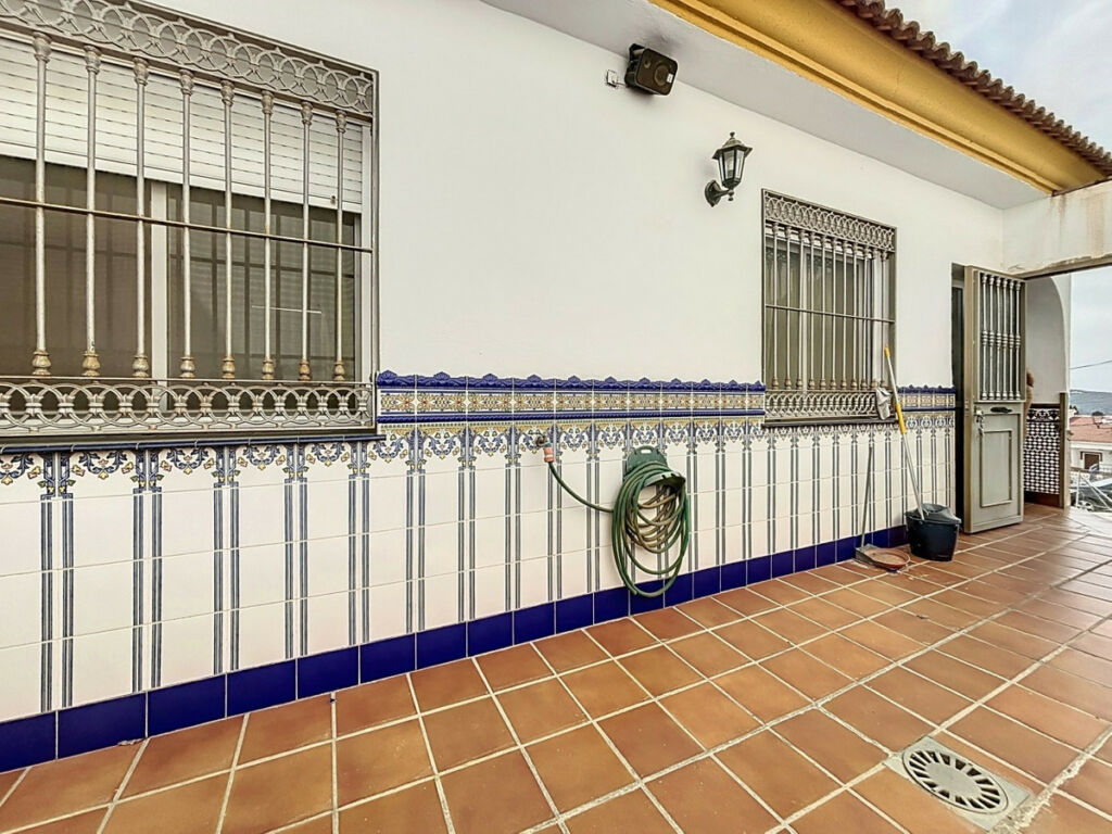 Semi-Detached House Cómpeta Málaga - image 42