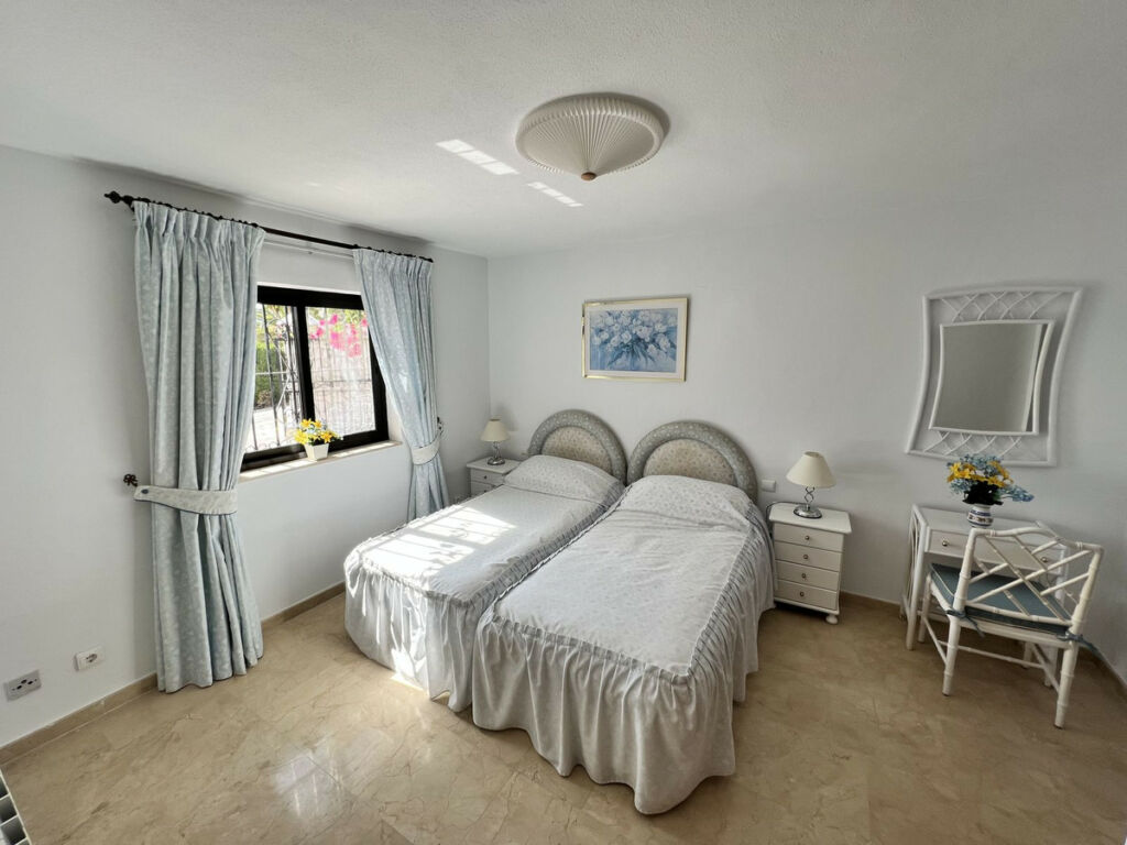 Detached Villa Mijas Málaga - image 27