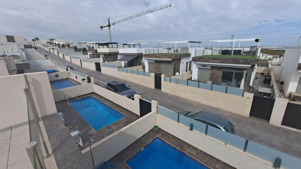 Detached Villa Villamartin Alicante - image 42