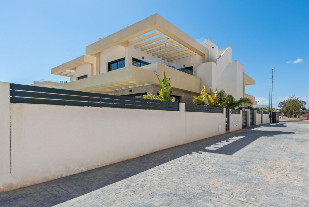 Detached Villa Los Montesinos Alicante - image 41
