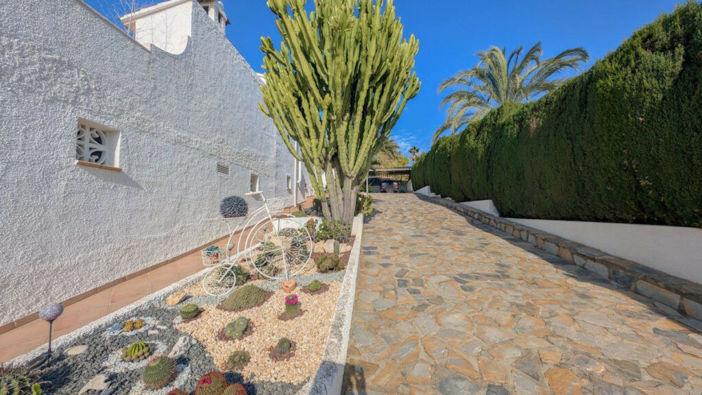 Detached Villa Calpe Alicante - image 42