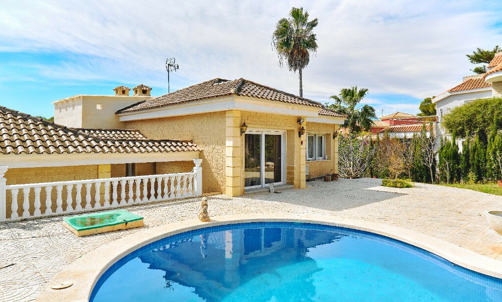 Detached Villa Dehesa de Campoamor Alicante - image 44