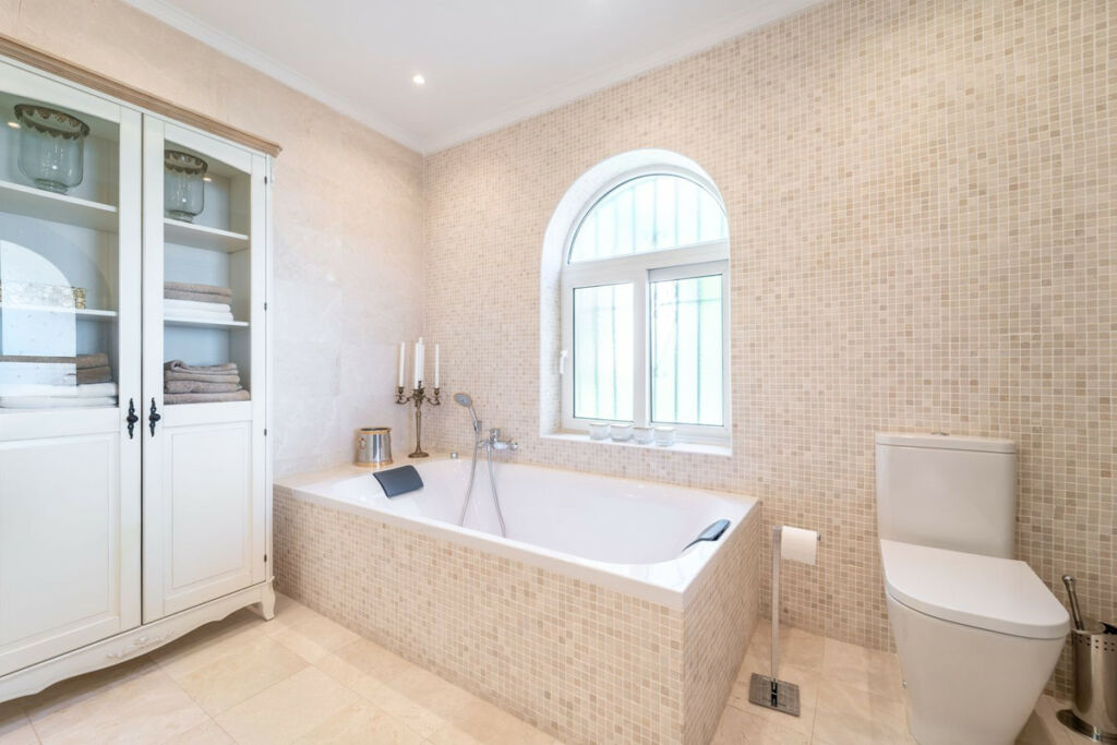 Detached Villa Benalmadena Málaga - image 44