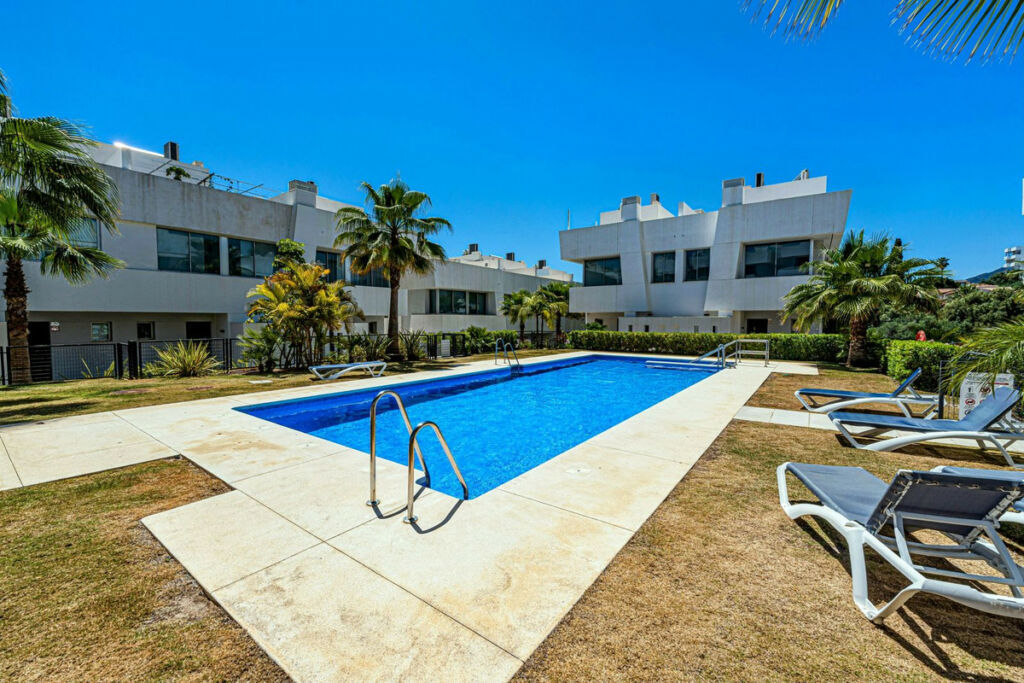 Semi-Detached House Río Real Málaga - image 44