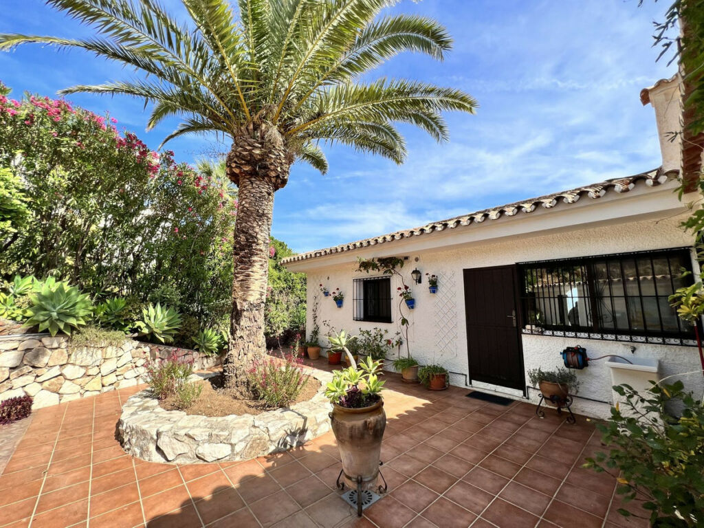 Detached Villa Mijas Málaga - image 29