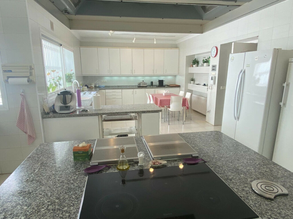 Detached Villa Guadalmina Baja Málaga - image 45