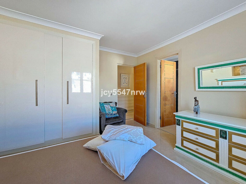 Detached Villa Moraira Alicante - image 48