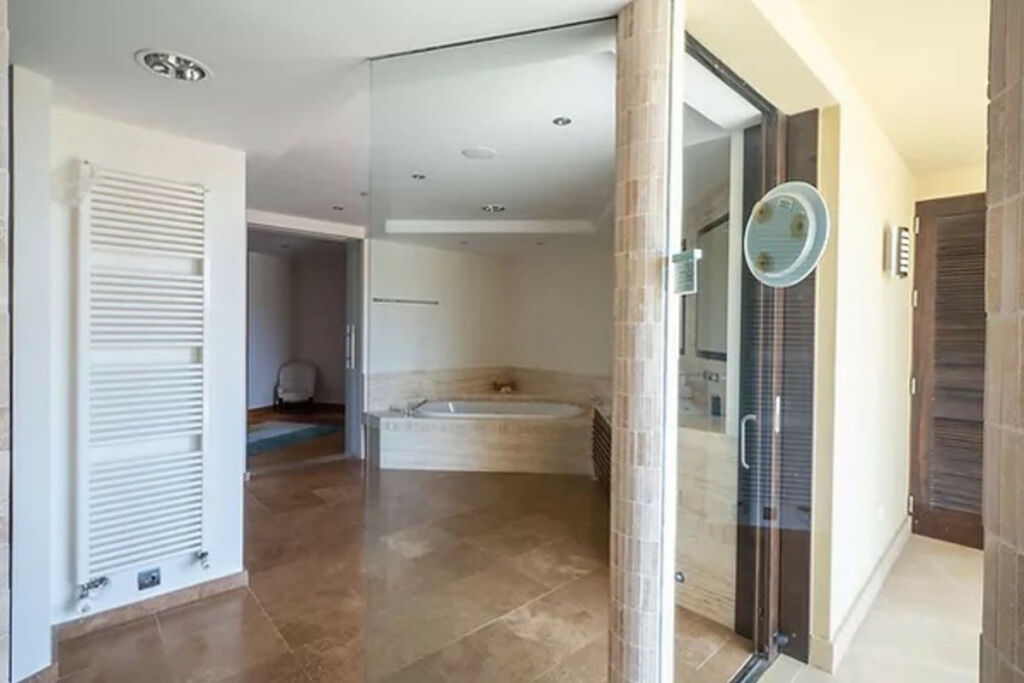 Detached Villa Sotogrande Alto Cádiz - image 48