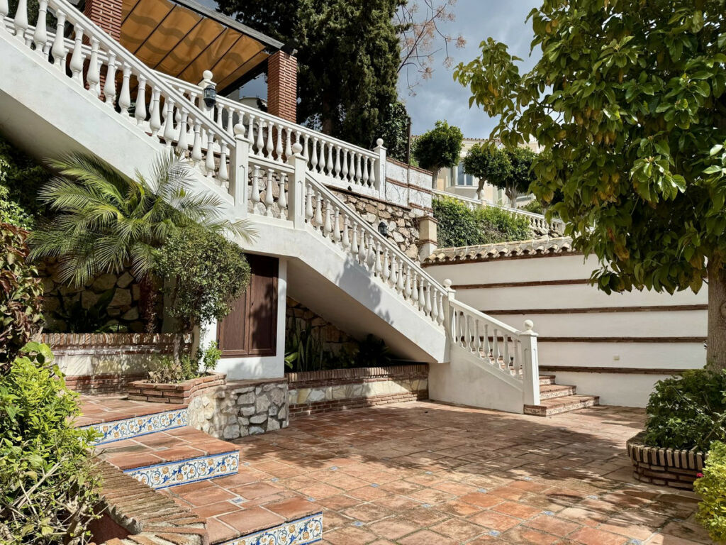 Detached Villa Mijas Málaga - image 48