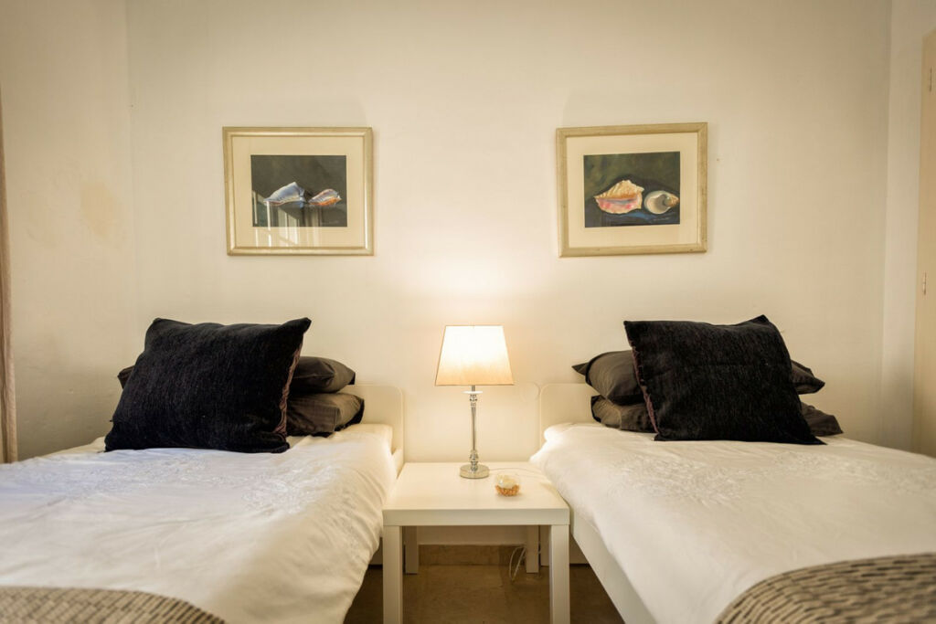 Townhouse Aloha Málaga - image 49