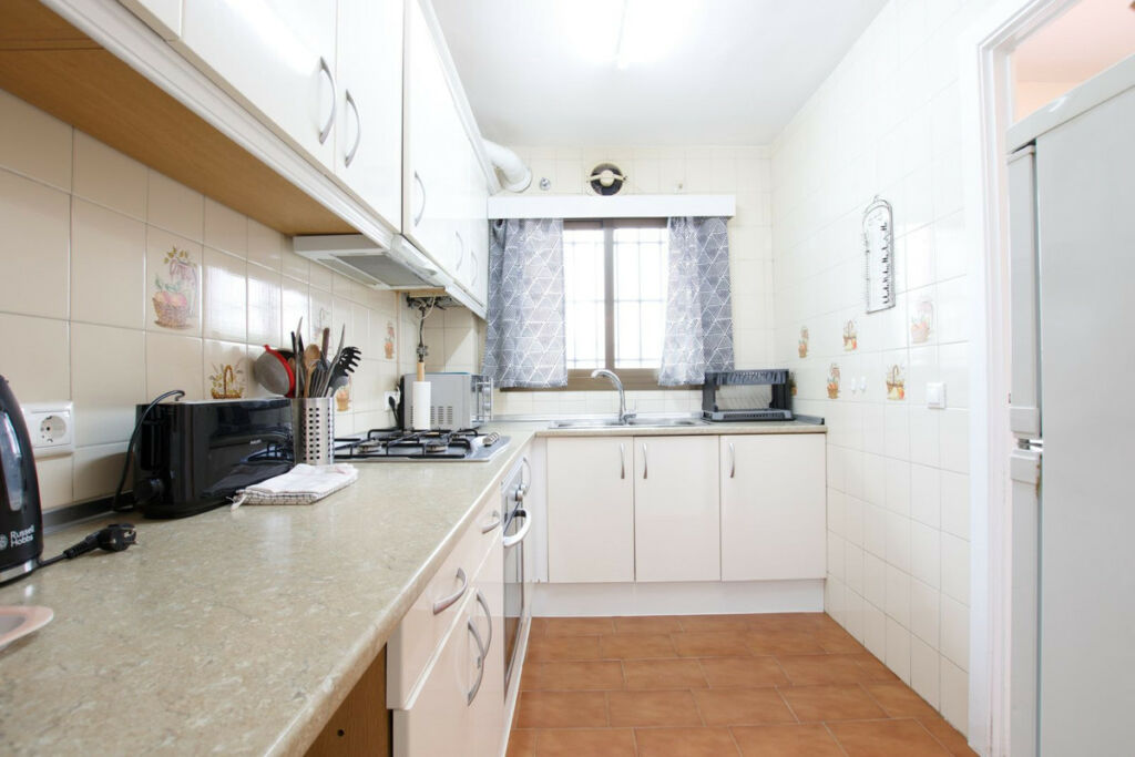 Ground Floor Apartment Riviera del Sol Málaga - image 5