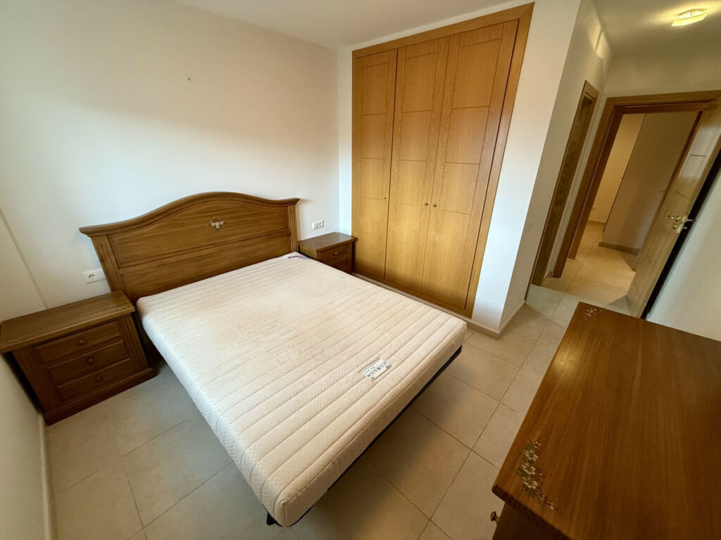 Middle Floor Apartment La Campana Málaga - image 5