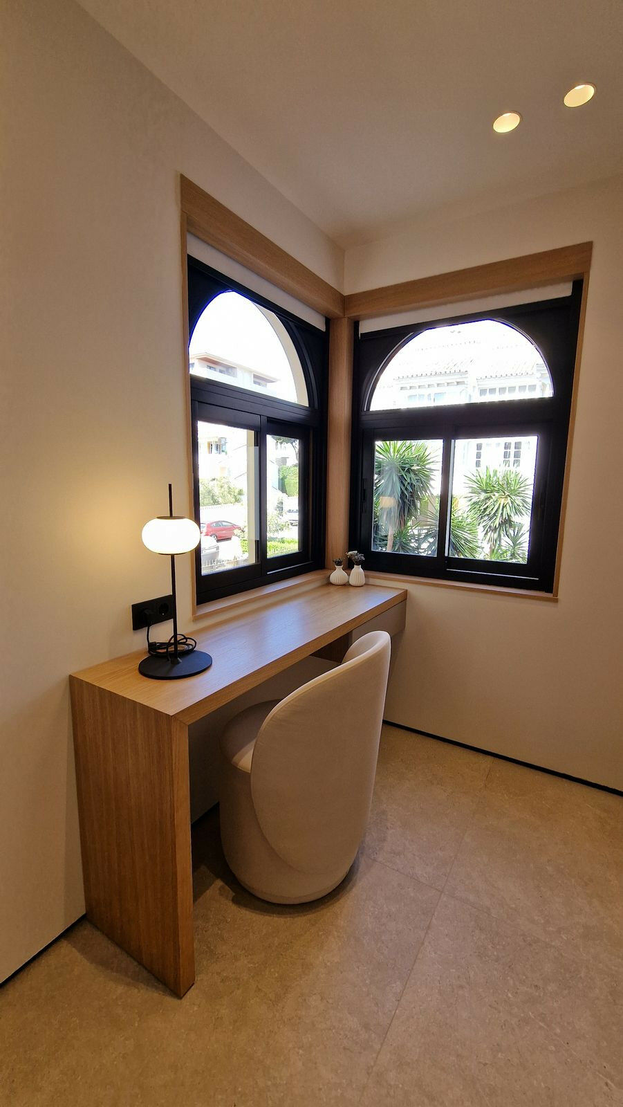Middle Floor Apartment Nueva Andalucía Málaga - image 5