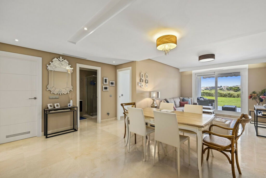 Ground Floor Apartment Los Arqueros Málaga - image 6