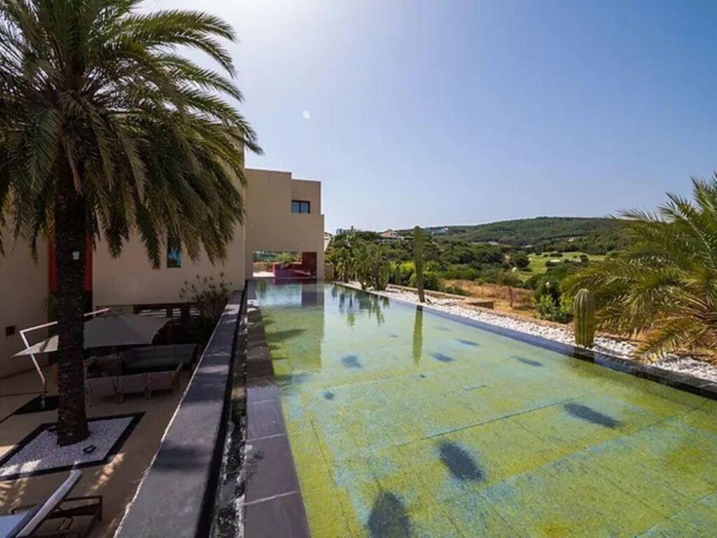 Detached Villa Sotogrande Alto Cádiz - image 5