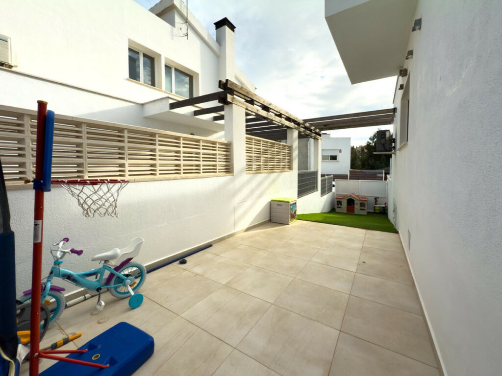Bungalow La Nucia Alicante - image 5