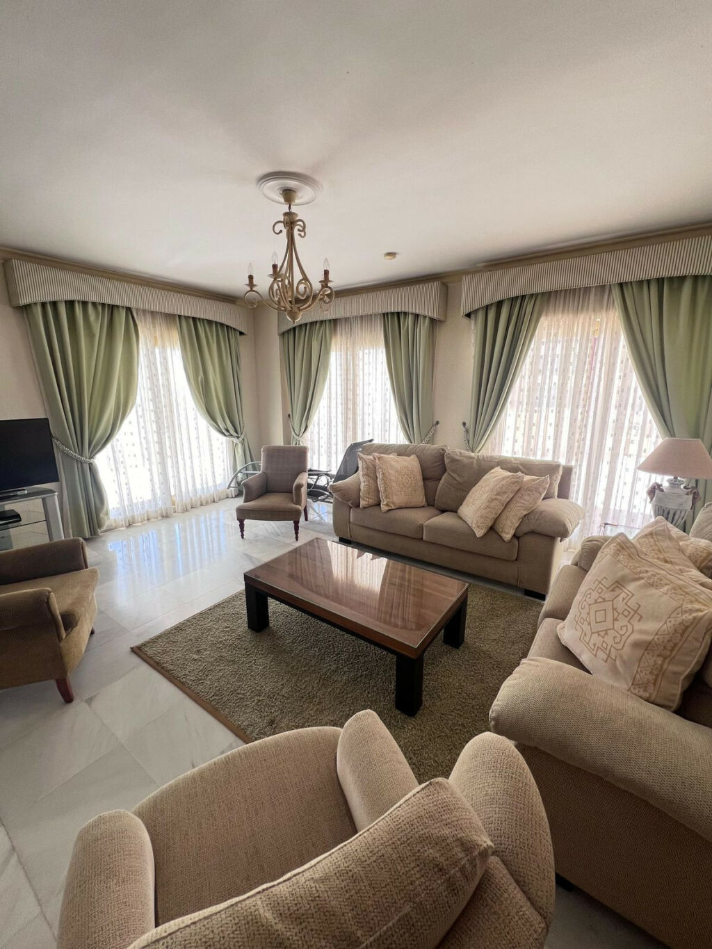 Middle Floor Apartment Fuengirola Málaga - image 5