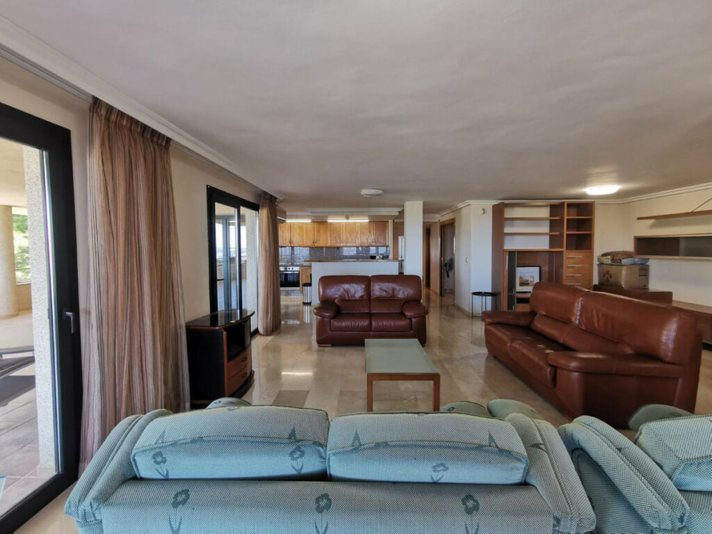 Middle Floor Apartment Altea Alicante - image 5