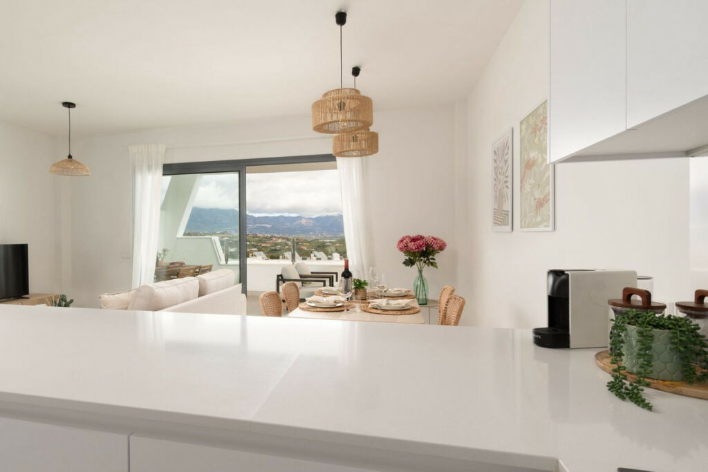 Ground Floor Apartment La Cala de Mijas Málaga - image 5