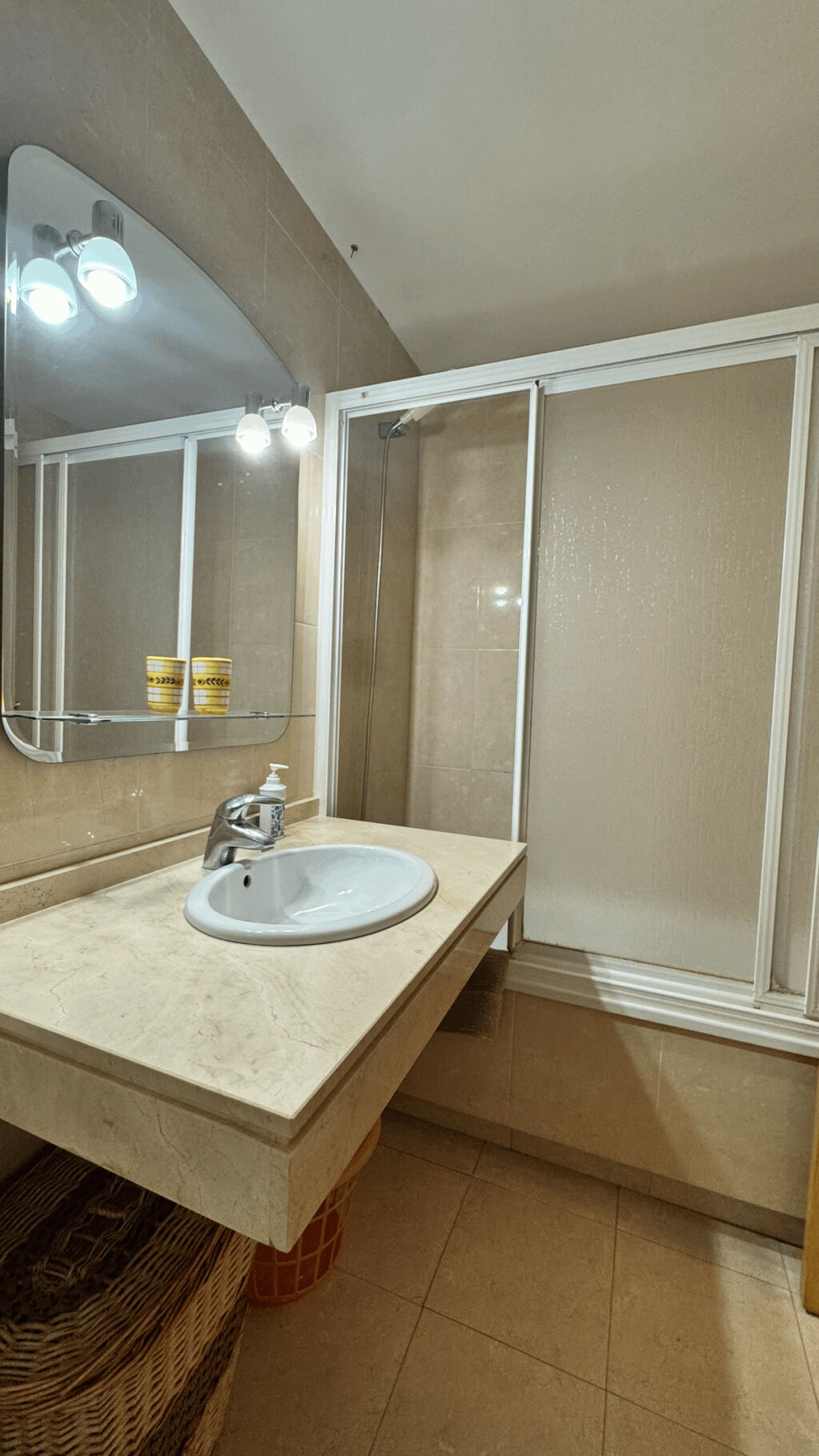 Middle Floor Apartment Fuengirola Málaga - image 5