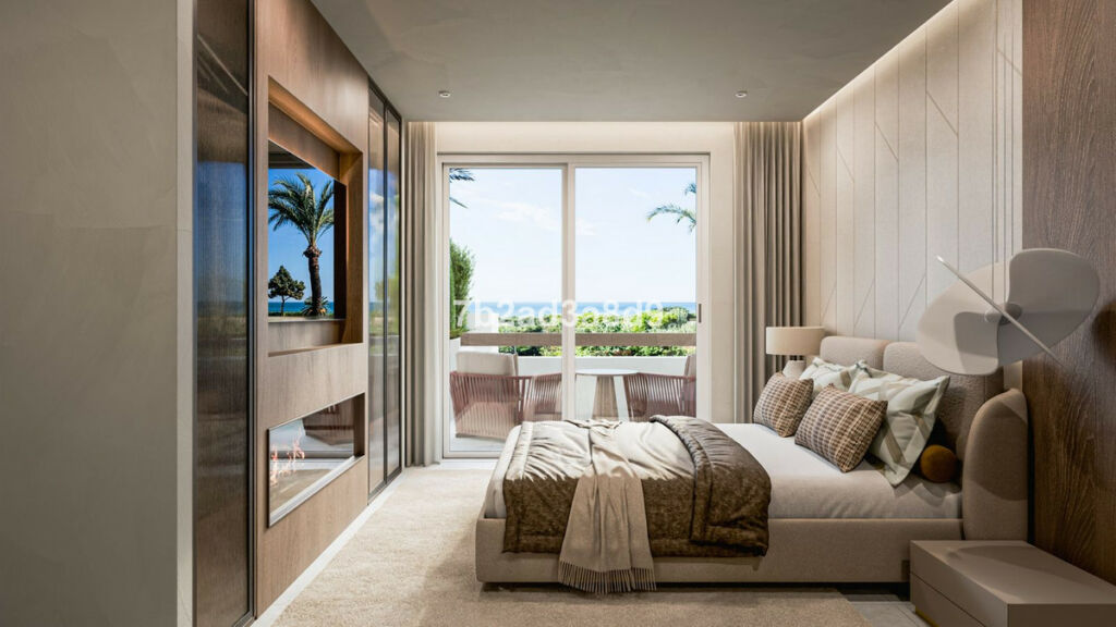 Middle Floor Apartment Los Monteros Málaga - image 5