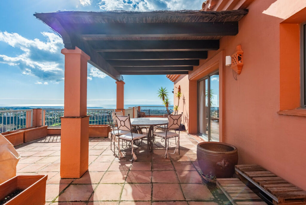 Penthouse Los Flamingos Málaga - image 5