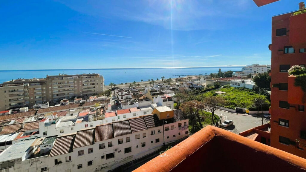 Top Floor Apartment Estepona Málaga