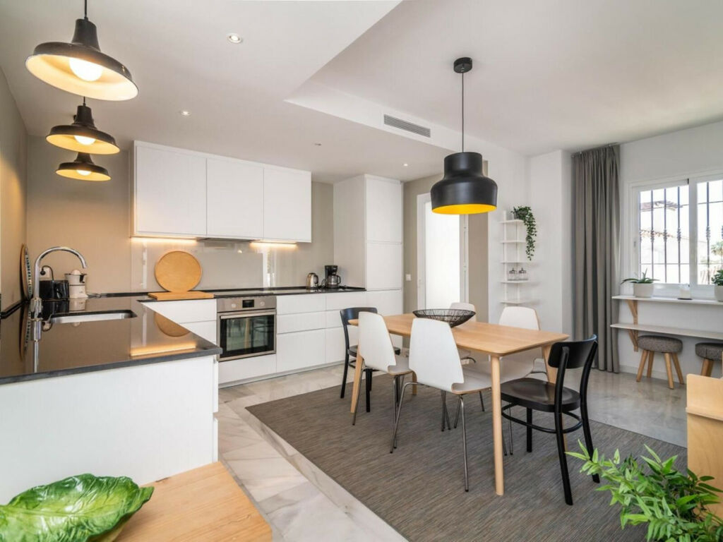 Penthouse Nueva Andalucía Málaga - image 6