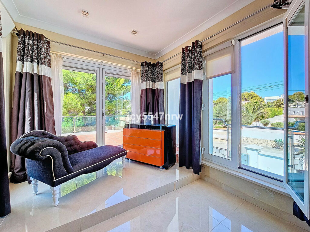 Detached Villa Moraira Alicante - image 51