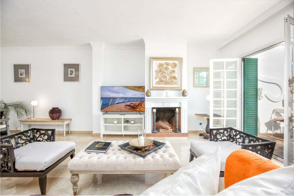 Townhouse Aloha Málaga - image 54