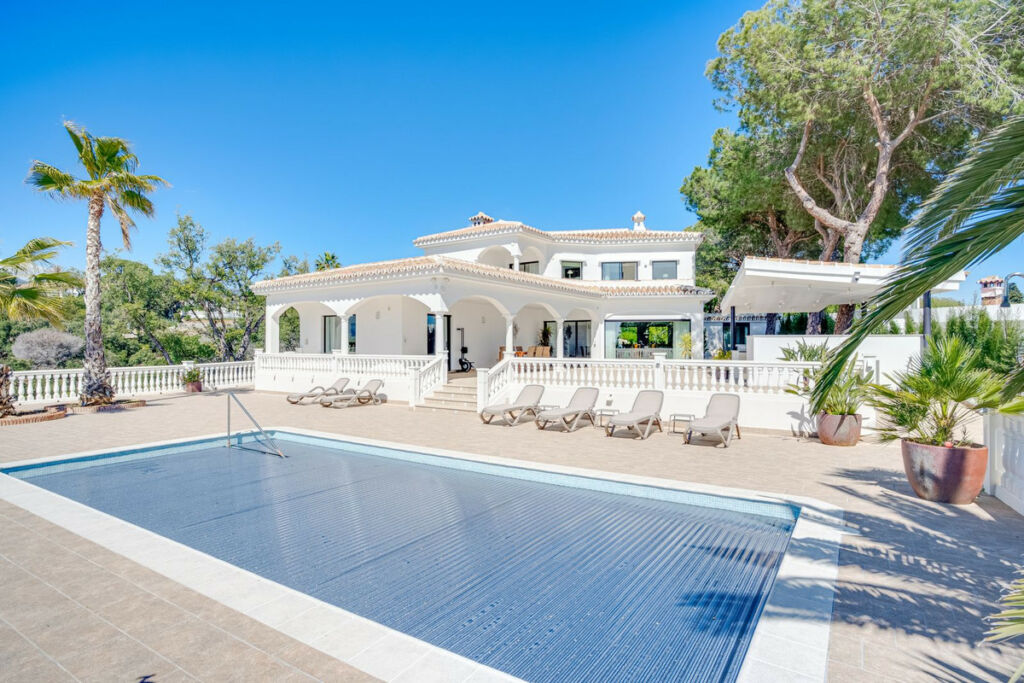 Detached Villa Elviria Málaga - image 55