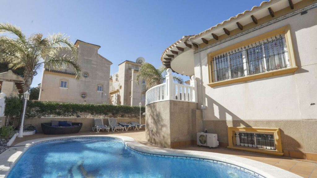 Detached Villa Villamartin Alicante - image 57