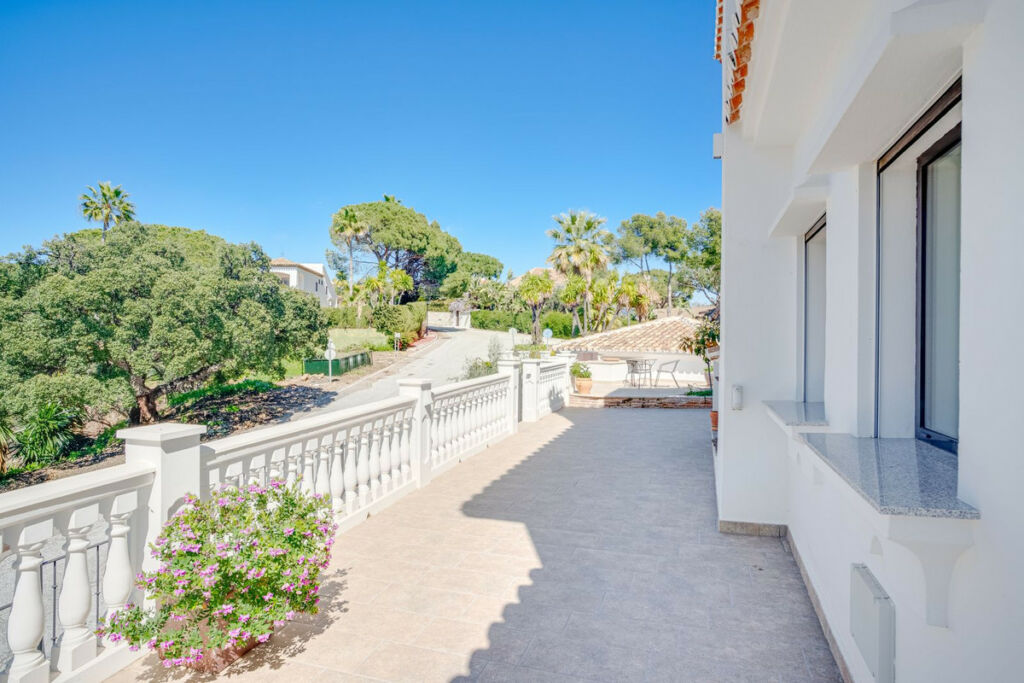 Detached Villa Elviria Málaga - image 57