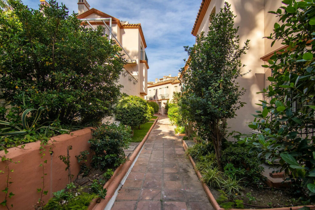Townhouse Estepona Málaga - image 57
