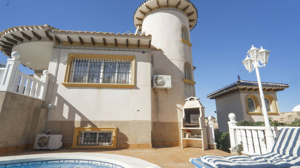 Detached Villa Villamartin Alicante - image 58