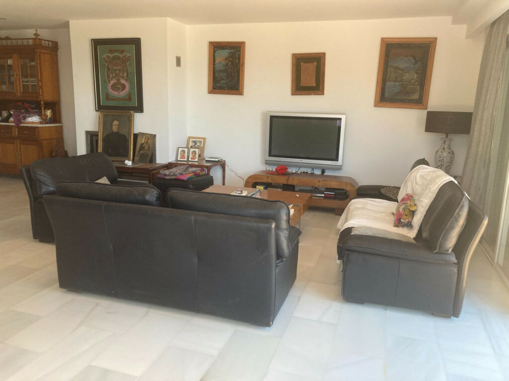 Townhouse Estepona Málaga - image 6