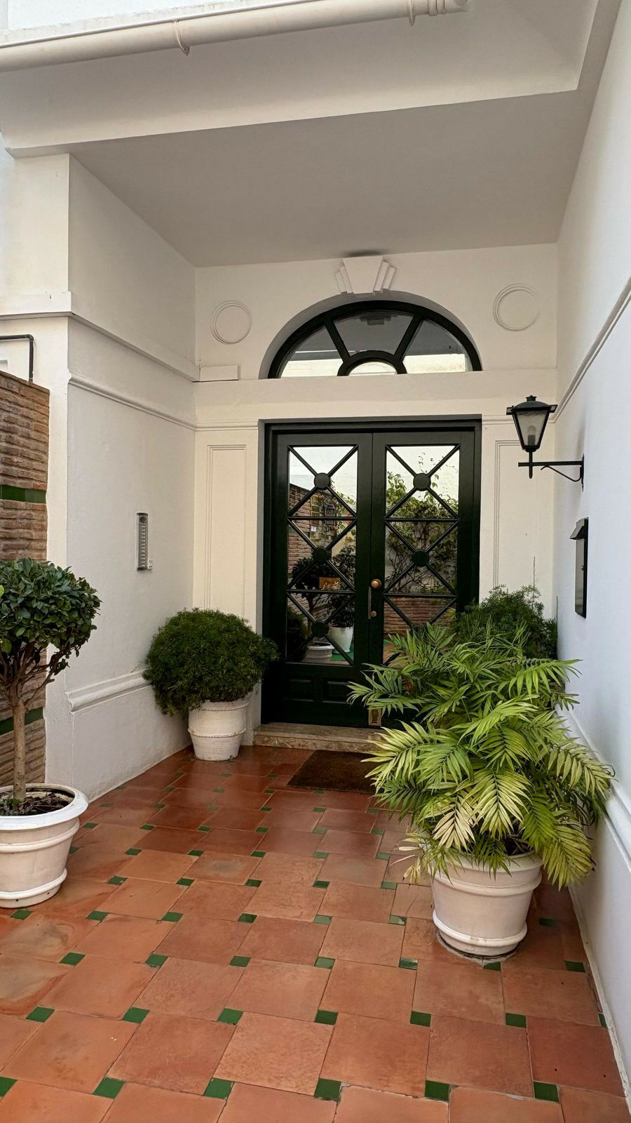 Middle Floor Apartment Marbella Málaga - image 6