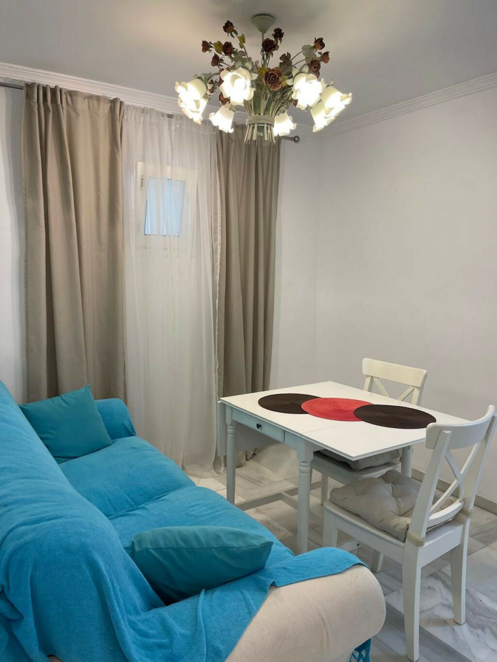 Middle Floor Apartment Puerto Banús Málaga - image 5